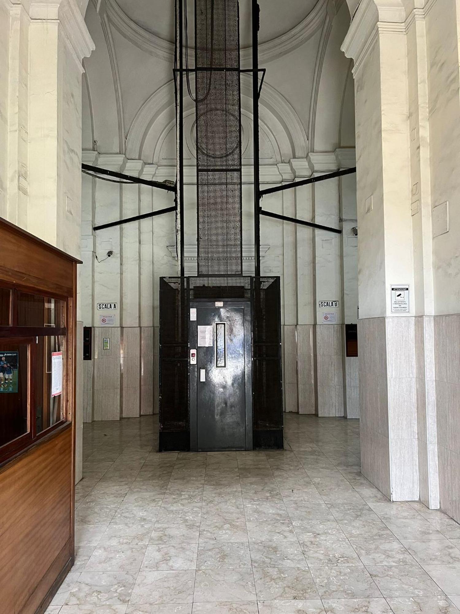 Ferienwohnung Downtown Umberto 74 Neapel Exterior foto