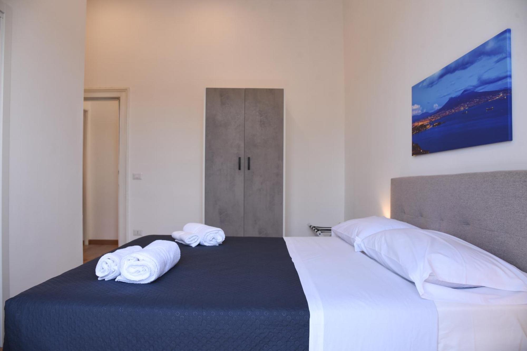 Ferienwohnung Downtown Umberto 74 Neapel Exterior foto