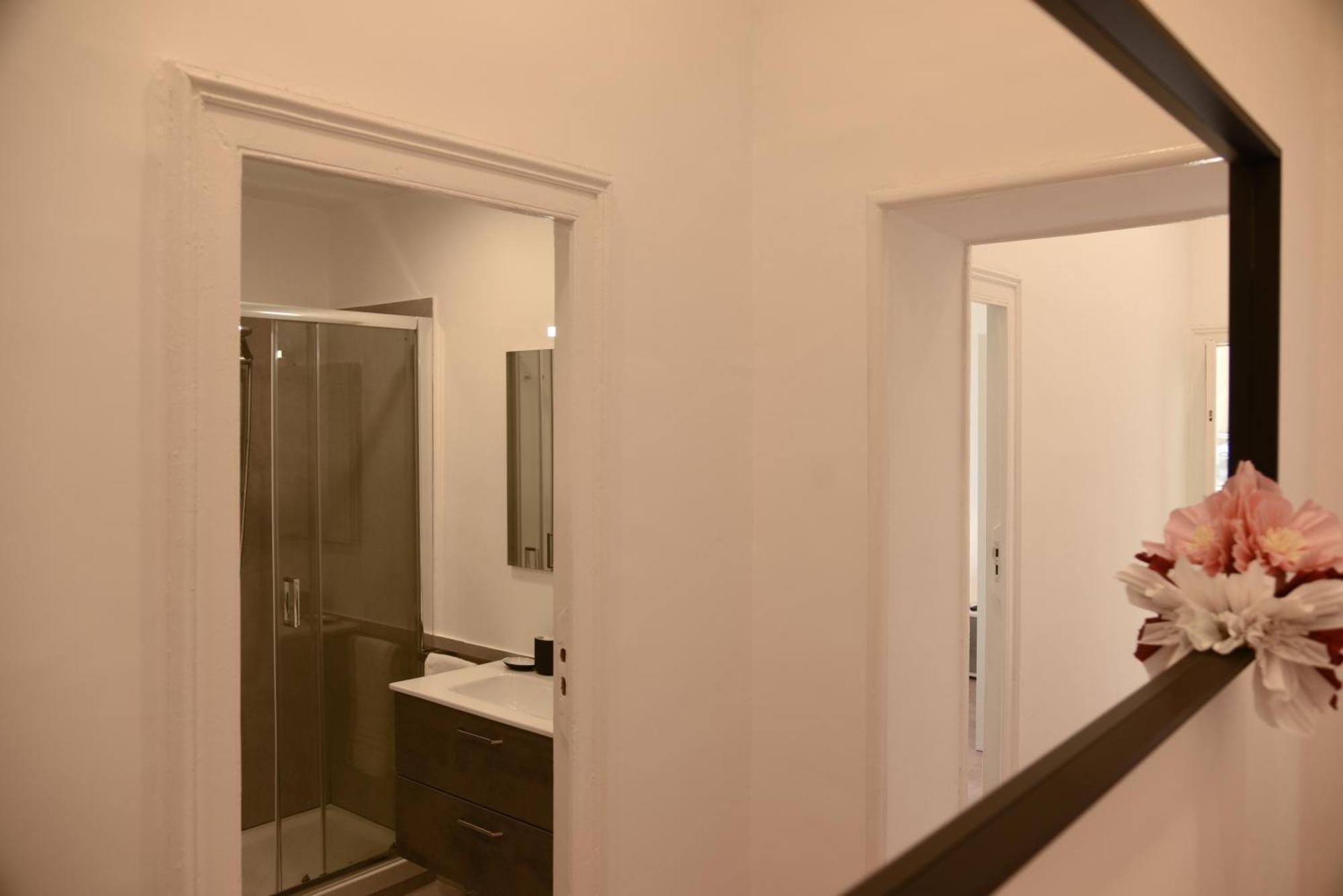 Ferienwohnung Downtown Umberto 74 Neapel Exterior foto