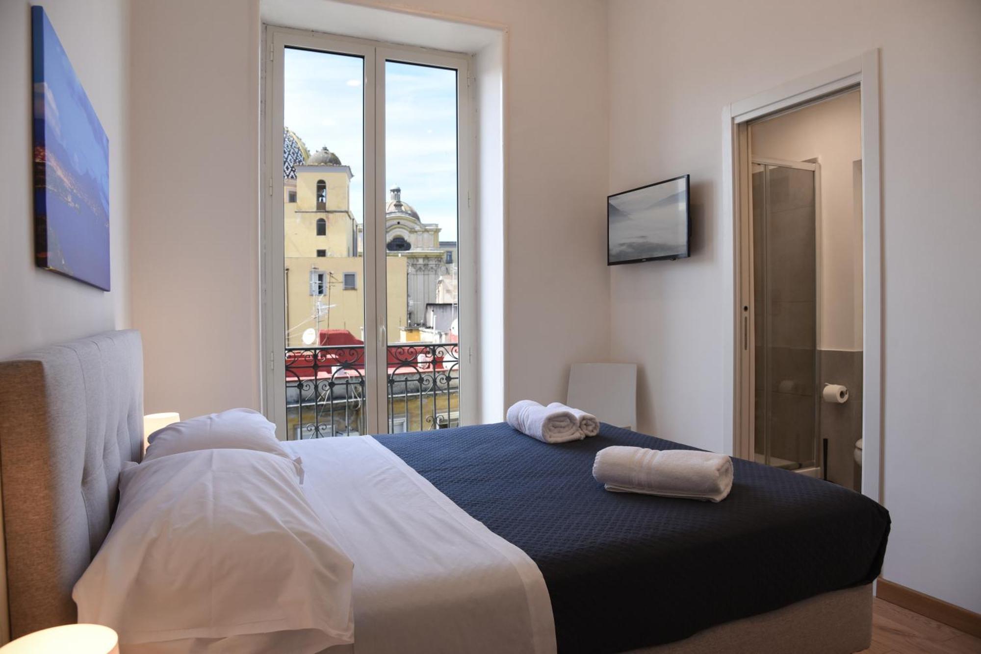 Ferienwohnung Downtown Umberto 74 Neapel Exterior foto